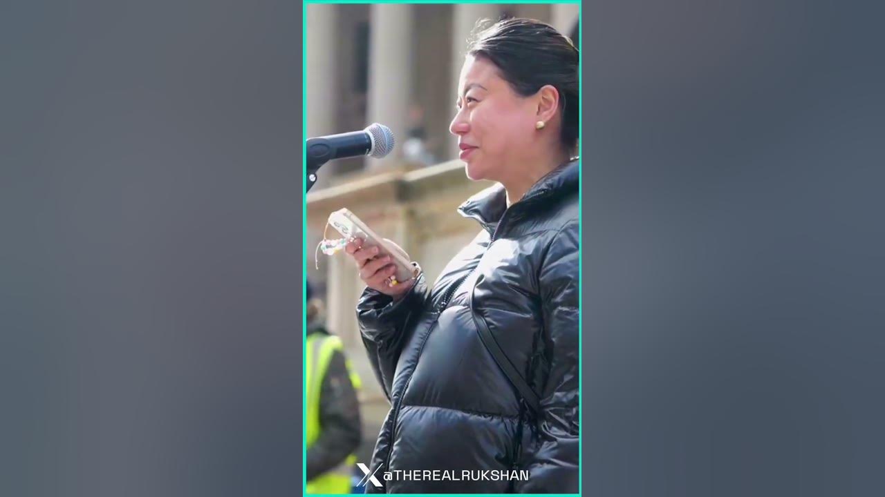 Police Protect Women’s Rights Group From Far Left Violence