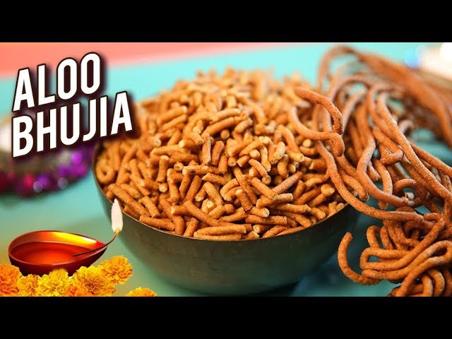 Haldiram Style Aloo Bhujia Recipe - Diwali Special Namkeen - Potato Sev Recipe - Varun | Rajshri Food