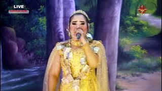 GARISAN CINTA Voc. ELLA  DWI WARNA || Acara Sedekah Bumi Kibuyut Kedungkilayu 2023