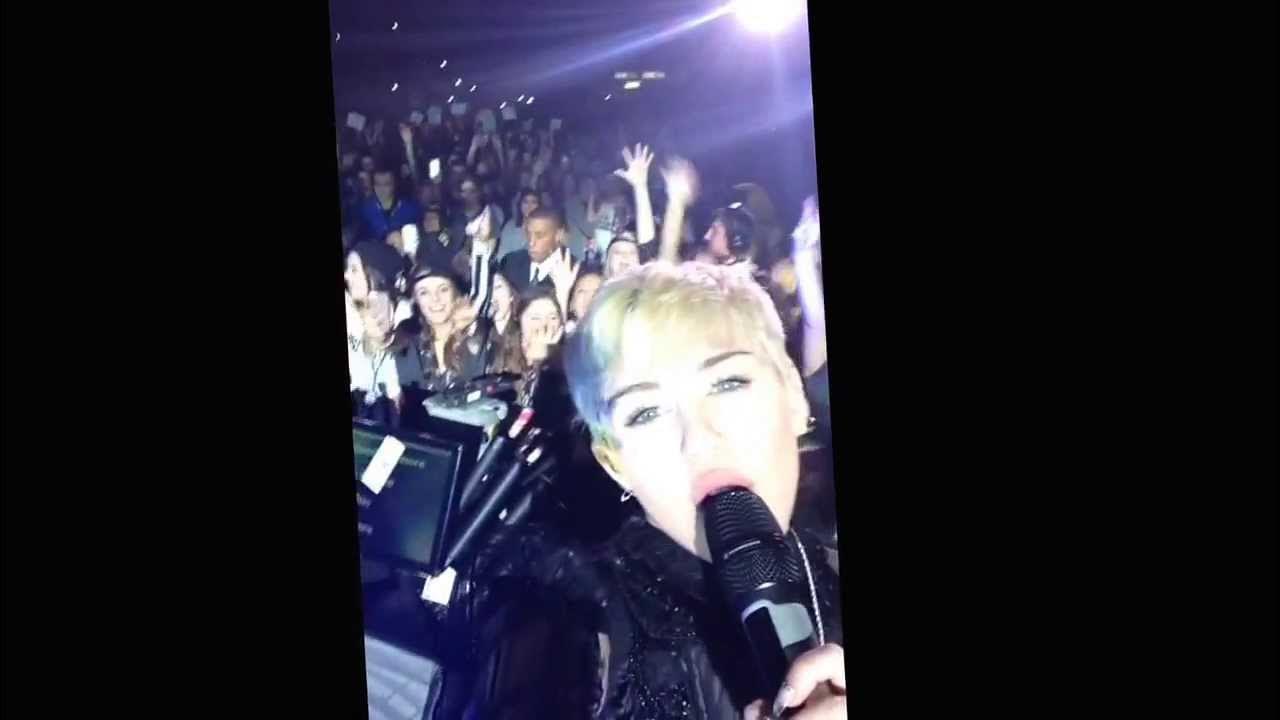 Miley Cyrus video selfie on my iPod "Adore You" Tacoma Bangerz Tour