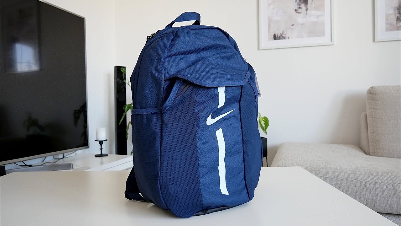 Fontanero mosquito simultáneo Unboxing The Nike Academy Team Backpack 4K - YouTube