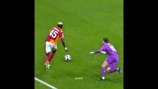 Osi̇mheni̇ Görüpte Beğenmi̇cek Galatasaray Li Tanimiyorum