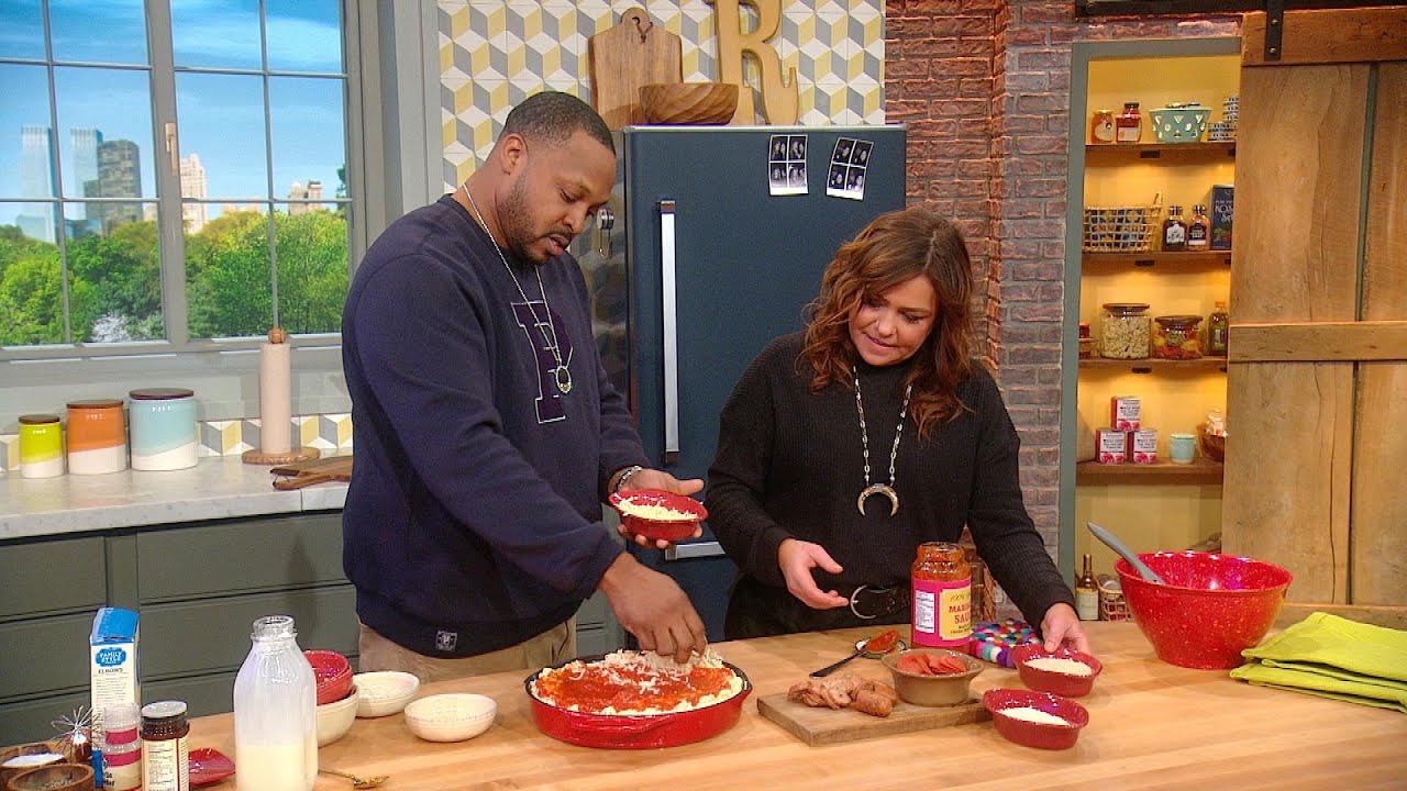 How To Make Pizza Mac and Cheese By Chef Teach | Rachael Ray Show