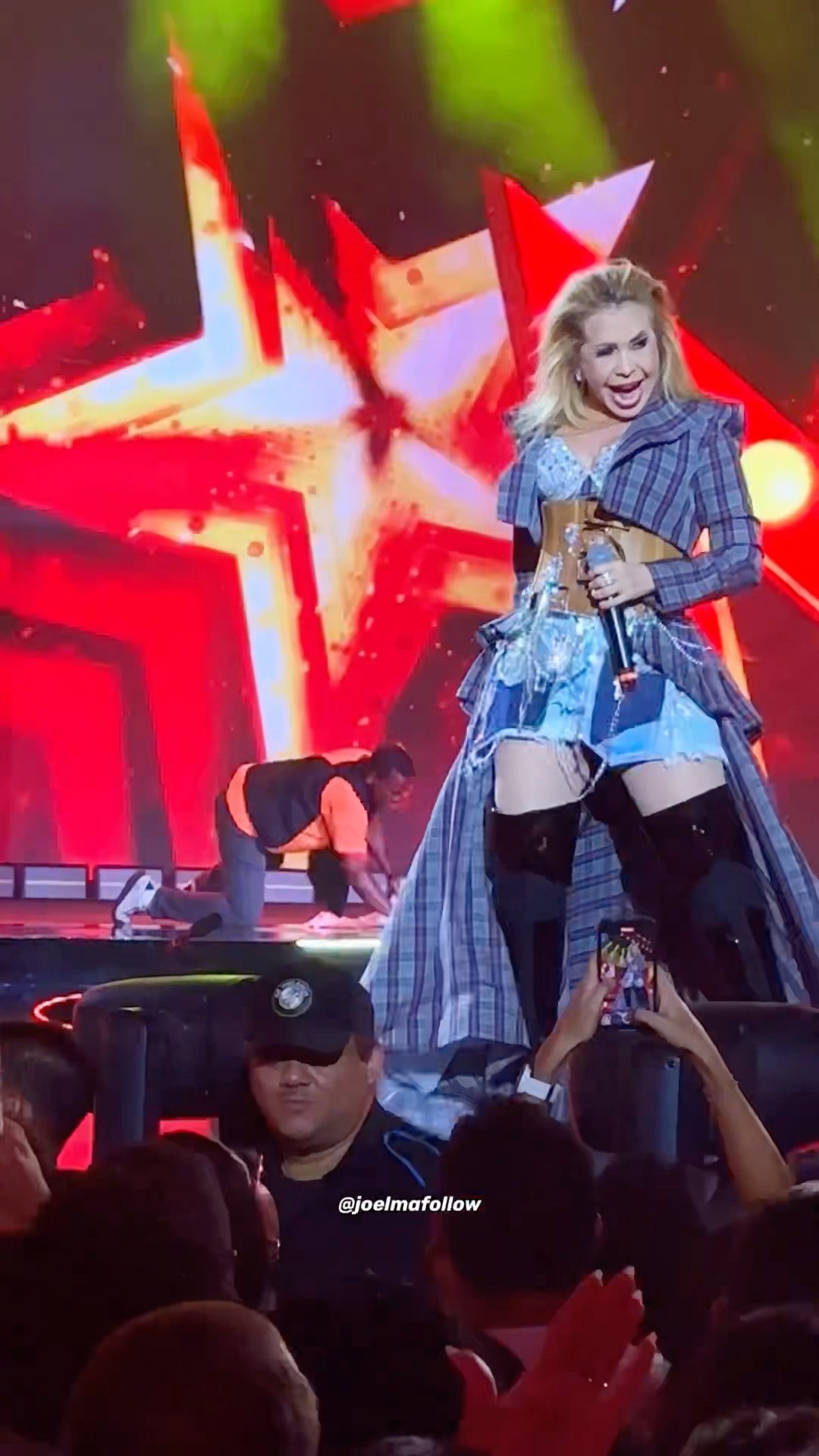 O gogó da Joelma é potente