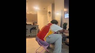 Now He Know He Too Big For That Chair