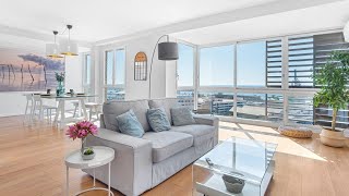 Bright exterior 4-Bedroom apartment with panoramic Sea Views in Alicante City