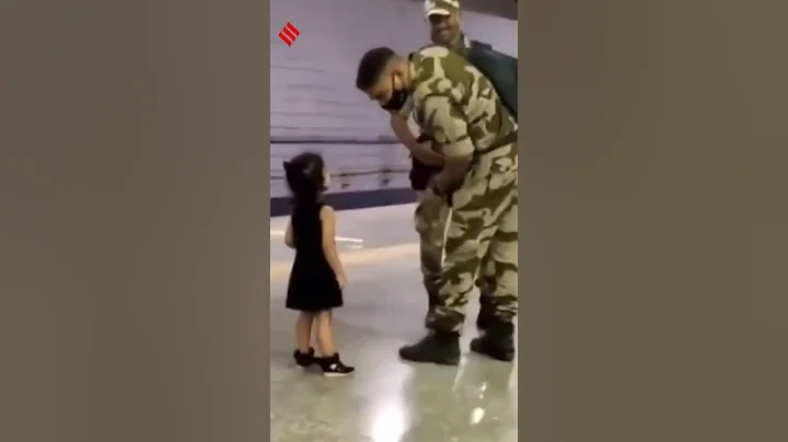 Watch: Little Girl Was Seen Touching The Feet Of A Jawan