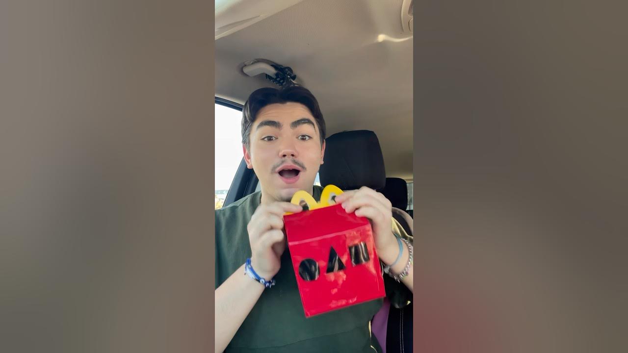 McDonald’s Has A Squid Game Happy Meal 😱😋 #shorts McDonald’s Has A Squid Game Happy Meal 😱😋 #shorts