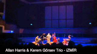 Allan Harris & Kerem Görsev Trio - İzmir - What A Wonderful World Resimi