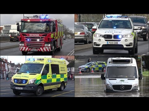 [major-flood-response]-new-fire-engines,-police-cars-and-ambulances-responding