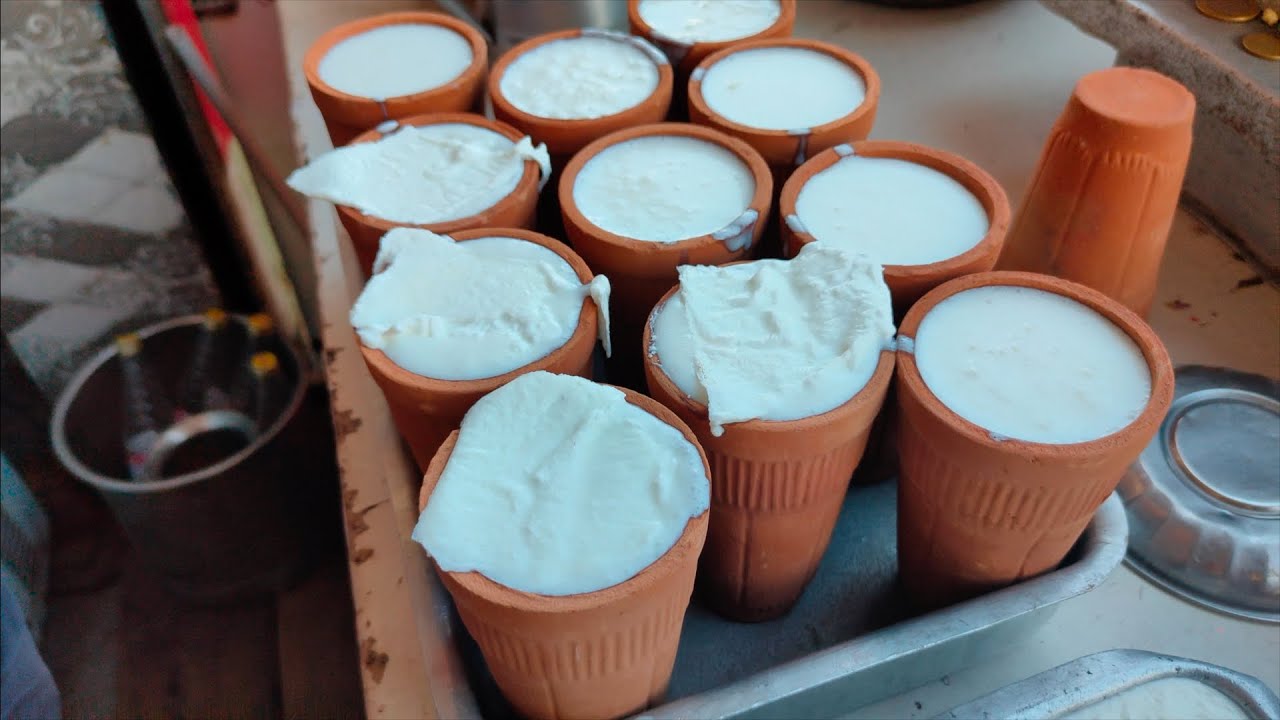 Famous Kullad Lassi of India | Served in Mud Glasses | Indian Street Food | Aamchi Mumbai