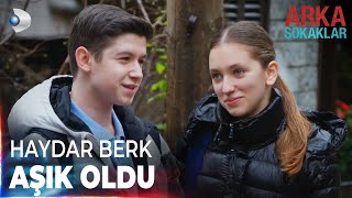 Haydar Berk'in aşık halleri | Arka Sokaklar Özel Klip