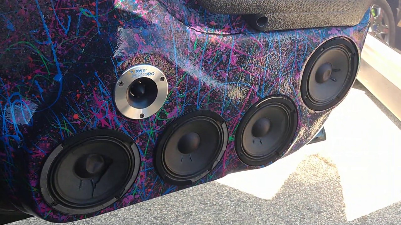 What do you do with a blown speaker ? Keep playing BOOM BABY 😍 YouTube