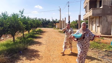 اجواء البادية🍀 شوفو شحال فختي  مسكينة من ݣرام ديال سكر😱 كنت غادي نجيف دجاجي بالنخالة😰