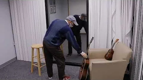 Music Lesson Video Lesson 1, Unit 6 1 Light & Matter - Audio Description