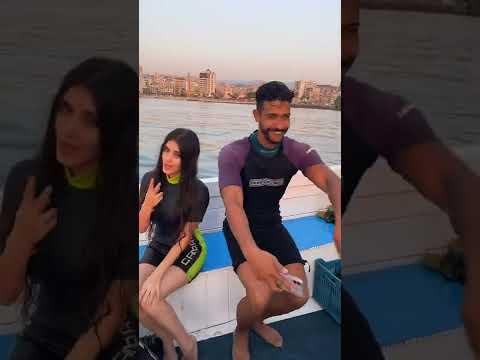 حنين دويك تغني و طه اسعد يرقص