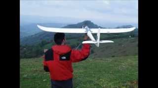 Velero en la Cruz de Linares, Proaza, Asturias.wmv