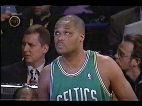 Antoine Walker: From NBA Championship To Backwater Arenas