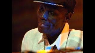 Oliver Mtukudzi - Ivai Navo