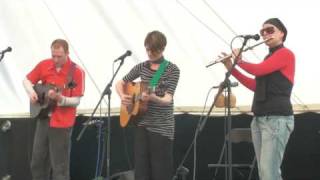 Watch Karine Polwart Medusa video