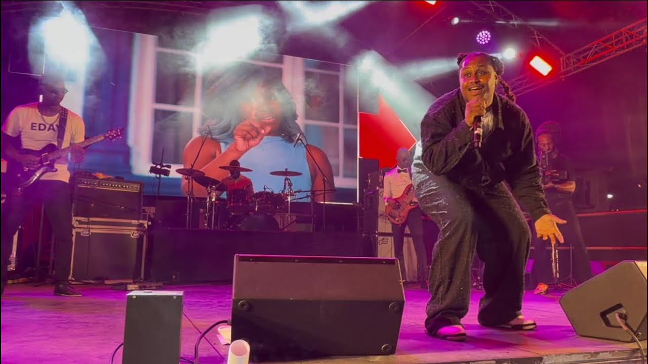 Кутен исполнил две свои самые известные песни на фестивале EDAY.