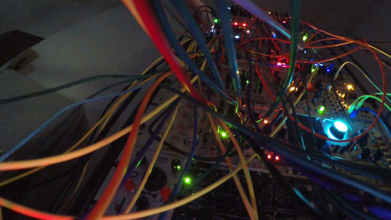 Trying ALM Pamela Pro And mmMidi DeeHouse Eurorack modular