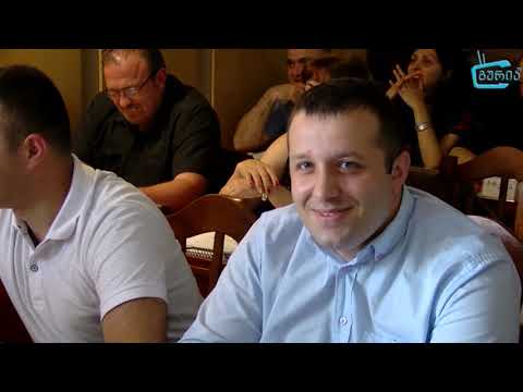 ოზურგეთის საკრებულოს სხდომაა