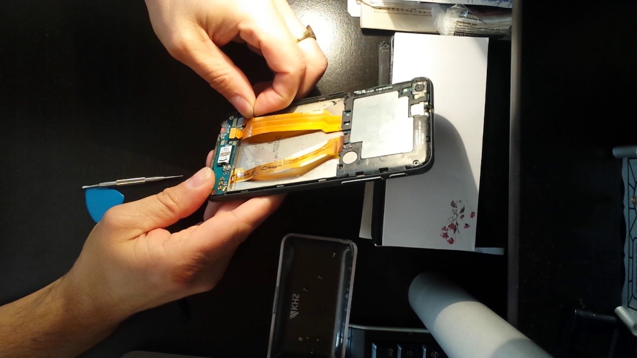 Démontage écran Lcd Htc - YouTube