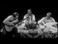 Capture de la vidéo Julian Bream In India (1963) Improvisation With Ali Akbar Khan On Sarod