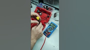 Pt.07 - Building my Cyberdeck with Raspberry Pi and ESP8266 / Soldering UPS and voltage regulator