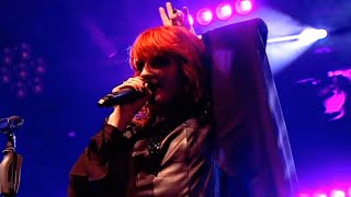 Florence and The Machine - Rabbit Heart 'Raise It Up) (Reading 2009)