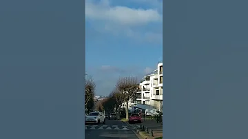 يبقى الوطن وطن مهما زاد فيه الألم وتبقى الغربة كربة مهما ارتقى فيها السكن Bon Week End A Vous 