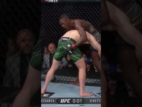 ПОТРОГАЛ 🍑 ВО ВРЕМЯ БОЯ😂/#mma #ufc #shorts #youtubeshorts #reels #fighting #2024 #izzy