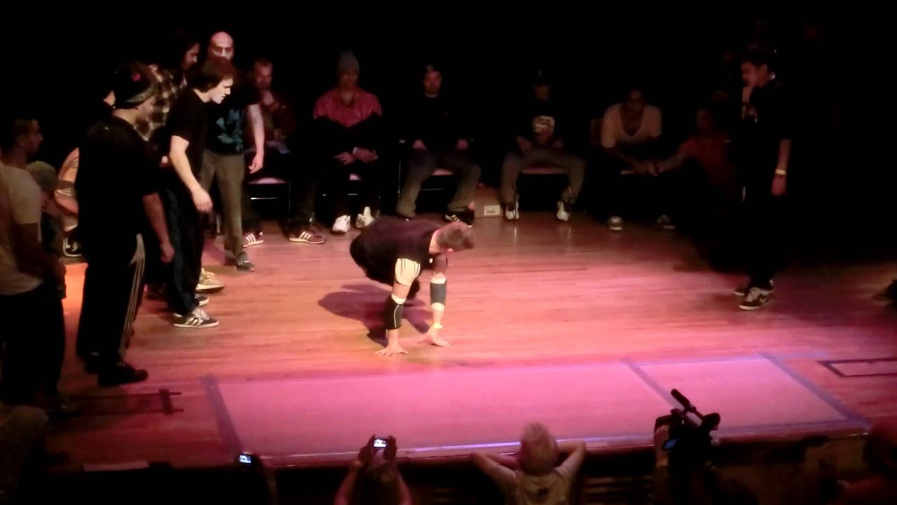 Kingwings vs Floorknights 1 @ Talk is cheap 2012 - Final