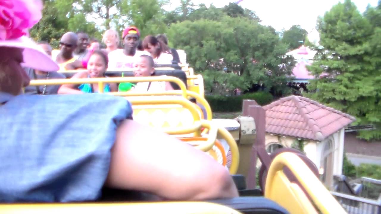 Da Vinci's Cradle @ Busch Gardens Williamsburg