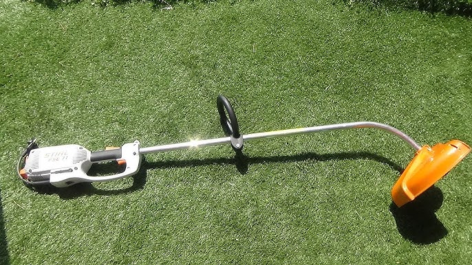 Re Spooling the Stihl FSE 60, FSE 71 & FSE81 Electric Strimmer with C 5-2  Autocut mowing head. ⛳ 