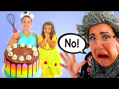 Granny Is Late To The Birthday Party | Ruby & Bonnie Pretend Play with Toy Presents