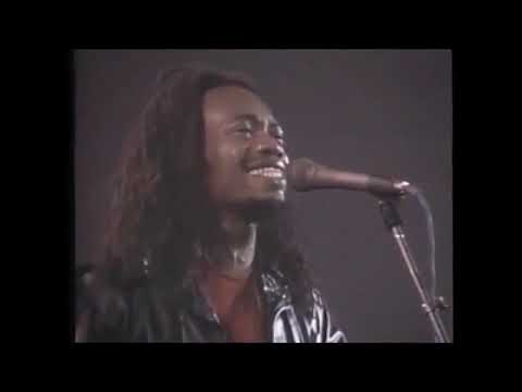 Black Uhuru-Puff She Puff(Live)(1981)