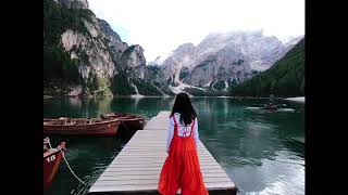 บรรยากาศที่ Lago di Braies, Dolomites, Italy