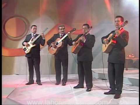 MUSICA ECUADOR - Santiago Rengifo - Rosario de besos