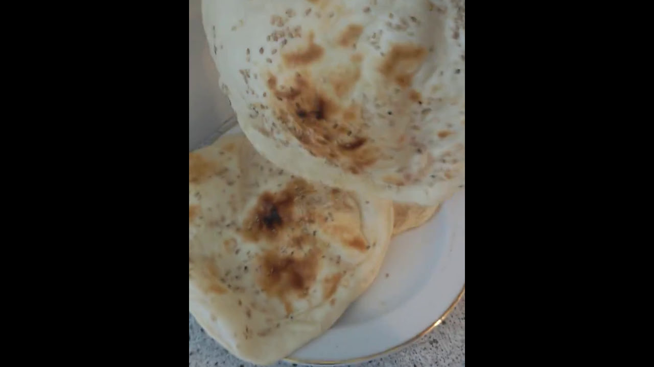 Naan in pan  (garm garm  tandoori naan) - YouTube