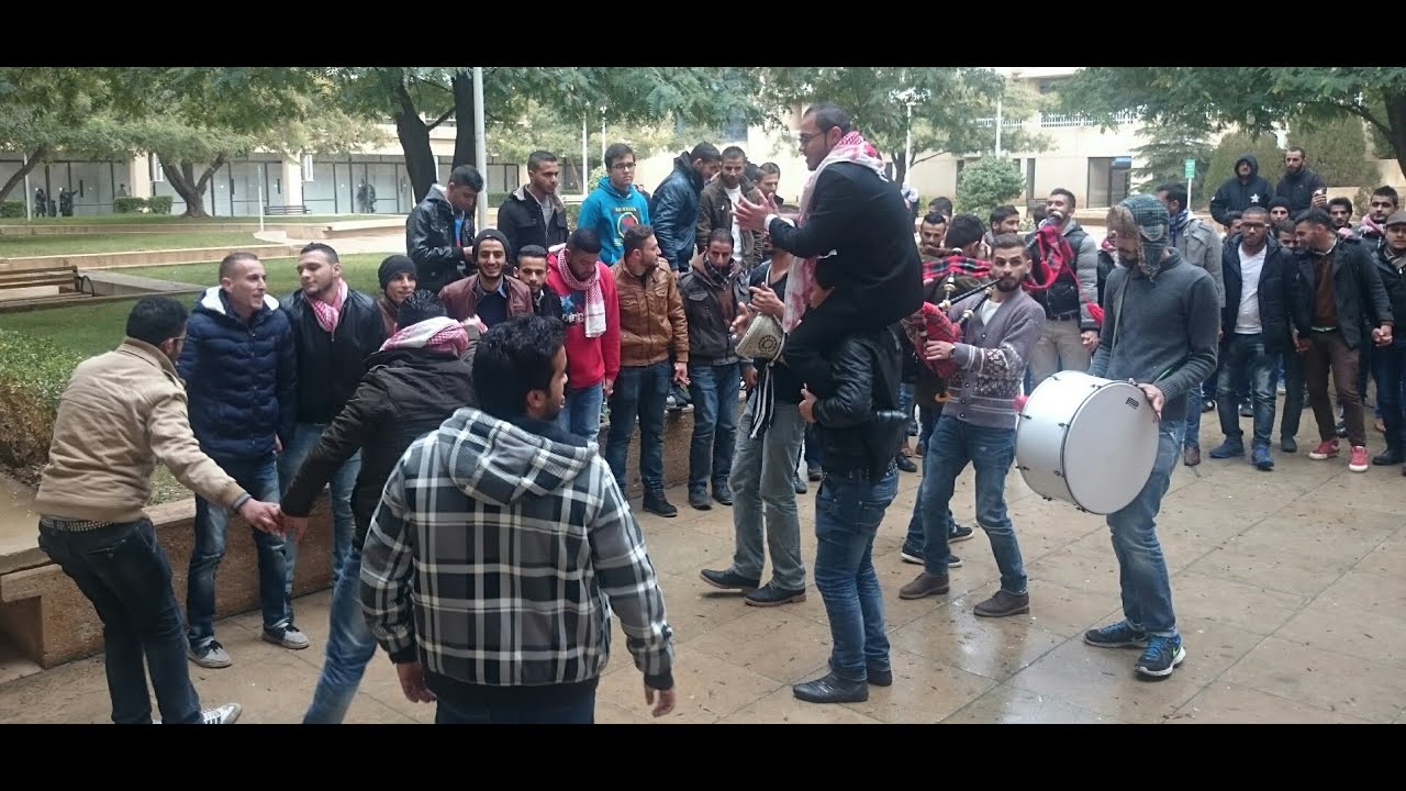 حفلة مناقشة مشروح تخرج ادريس بني دومي | سيمينار | جامعة العلوم والتكنولوجيا الاردنية