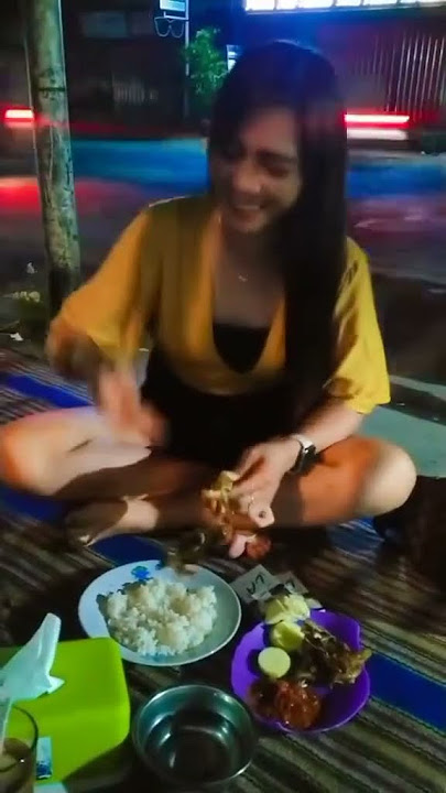 Wayahe Mangan Purele #shorts #karaoke #dangdut #joget #janda #pemersatubangsa #biduan #lagiviral #lc