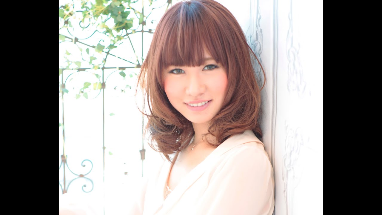 顔型別 ベース顔の人を小顔に魅せる髪型 Youtube