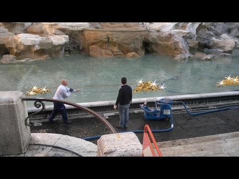 Video: Warum wirft man Münzen in den Trevi-Brunnen?