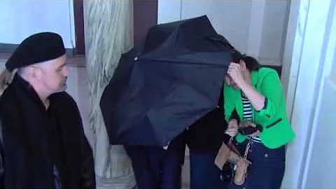 Bodyguards clash with Local 12 reporter in courtho...