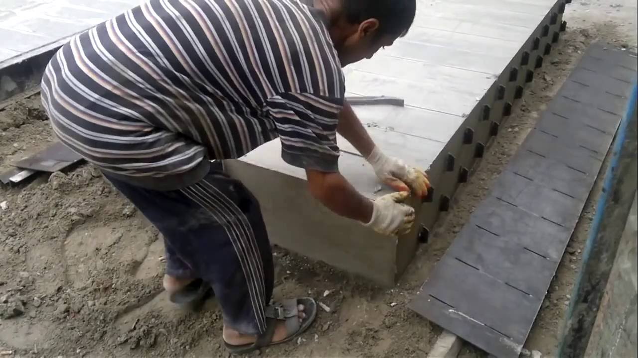 Dismantling the mold after production foam concrete blocks - YouTube