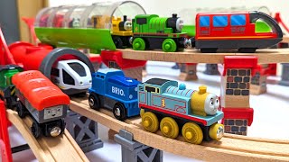 Brio & Thomas wooden train ☆ 3stage circular 6tunnel course