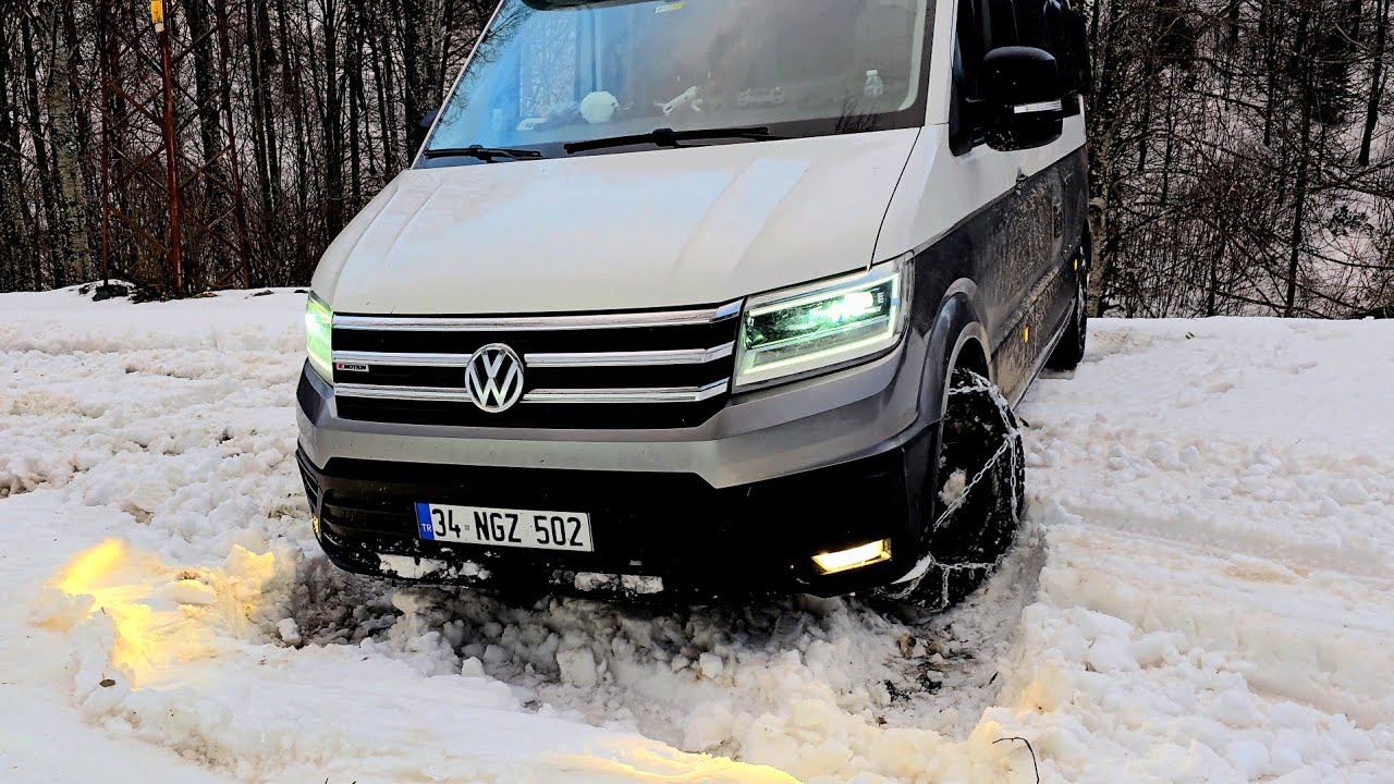 KARAVANLA DAĞIN YAMACINDA MAHSUR KALDIK | YOĞUN KARDA ZORLU KARAVAN KAMPI