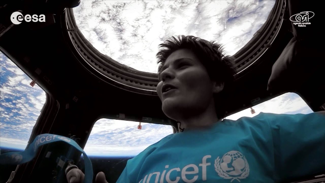 27977 >> Samantha Cristoforetti canta "Imagine" dallo spazio per l'UNICEF - YouTube 27977 >> Samantha Cristoforetti canta "Imagine" dallo spazio per l'UNICEF - YouTube